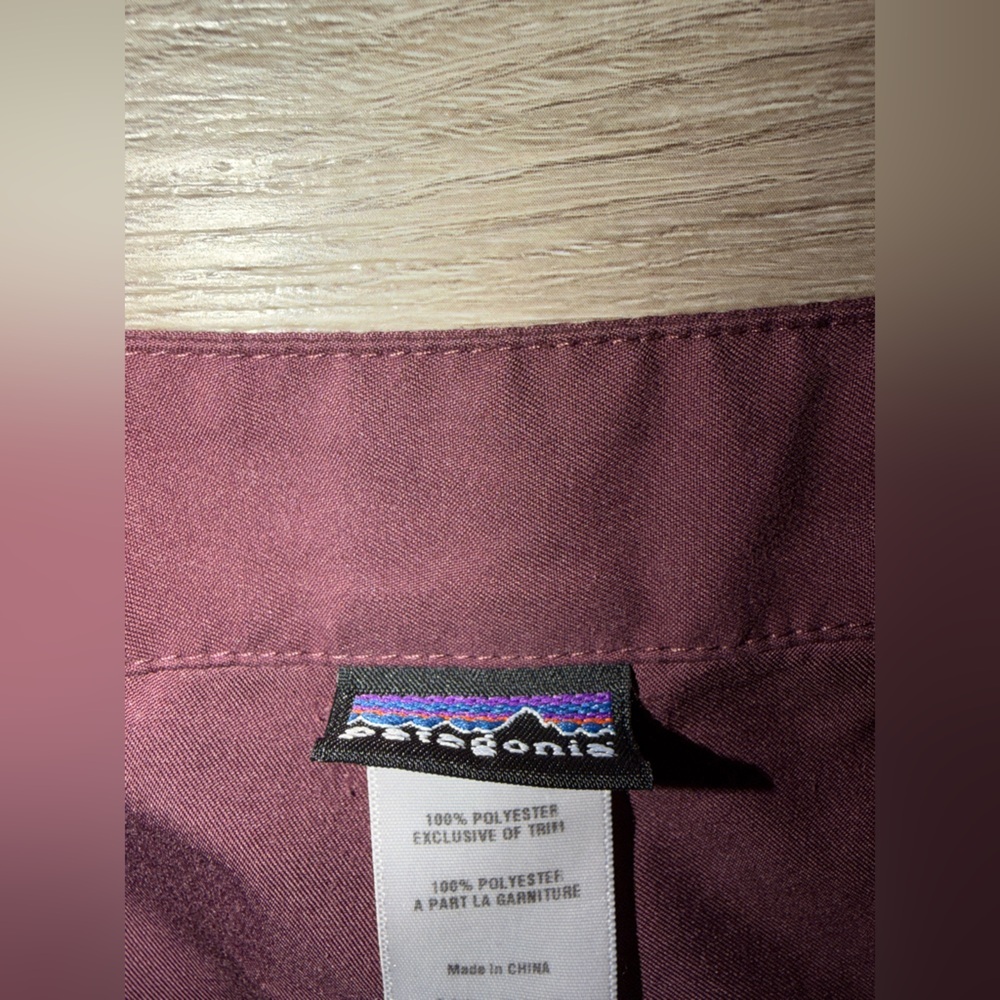 Patagonia Women’s Burgundy Skorts Size 8 - Picture 4 of 8